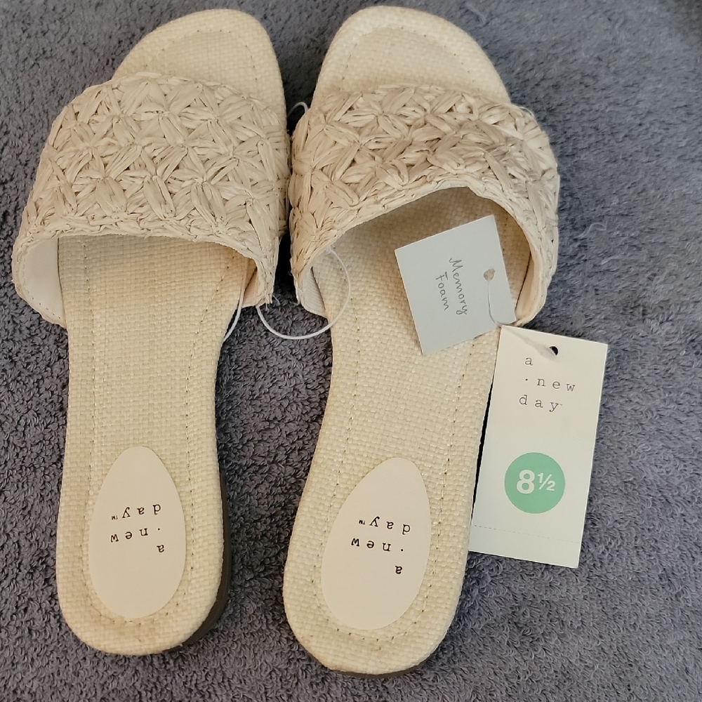 A New Day Women's Tan Woven Slide Sandals